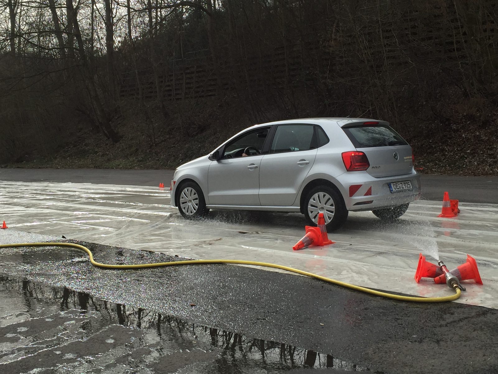 Fahrübung beim Fahrsicherheitstraining