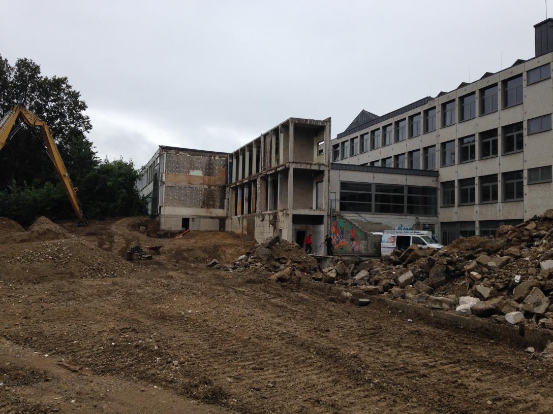 Weiterer Rückbauabschnitt am Schulcampus